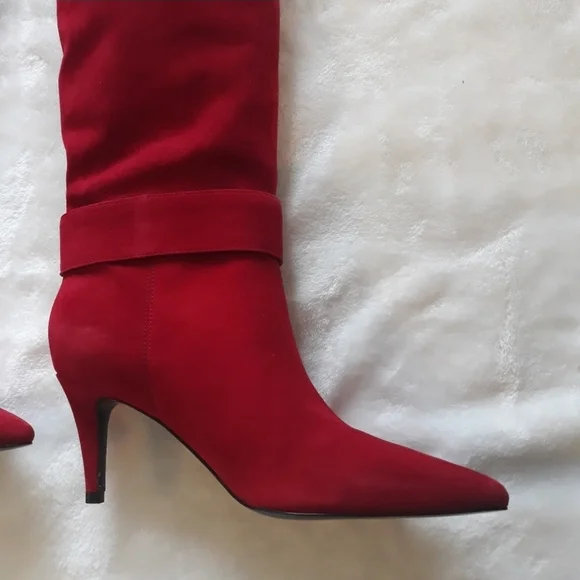 Marc Fisher Red Heeled Boots with Rinestone Buckle Size 7.5 NEW - Picture 3 of 8